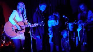 Hot Doggin live at Soldiers Point Bowling Club