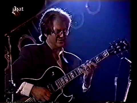 LARRY CORYELL: 1994 Germany w. Benny Golson-"Cherokee"