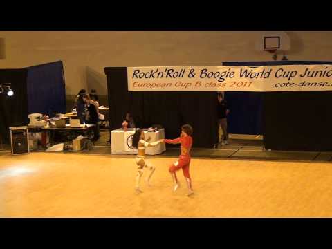 B-class final footwork round 4.