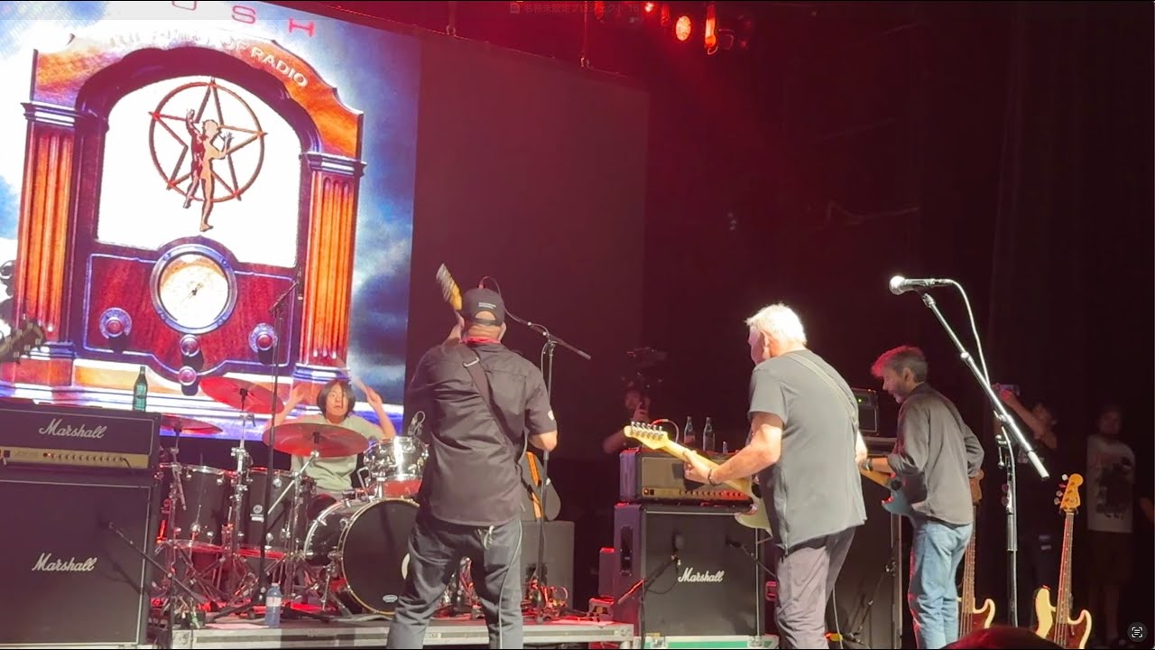 With Alex Lifeson from Rush and Tom Morello, I had the honor of performing 'Limelight' by Rush! - YouTube