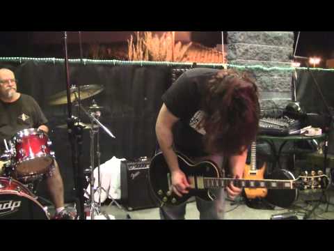 Rock Doctor - IzzI .mov