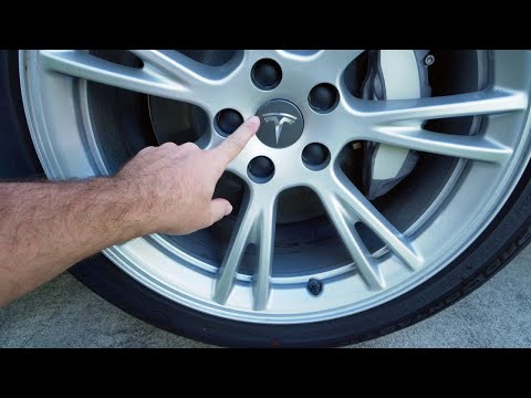 Tesla Model Y - Gemini Wheel Caps