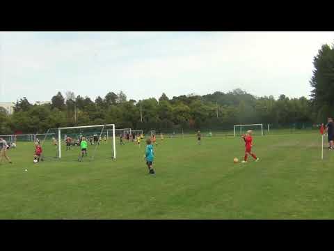 PingviiniCup2018 P2010 K/2: FC Honka musta - KuPS F8 keltainen