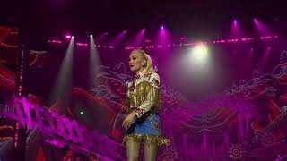 Gwen Stefani - Audience Interaction + Just A Girl (03.06.2019)