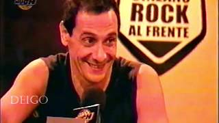 &quot;Si no sentís nada antes de subir al escenario, estás muerto&quot; Mollo en Rock al frente (2004) 2 de 3