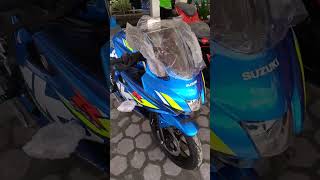 Download lagu Suzuki GSX-R150 Metallic Triton Blue motoGP mp3