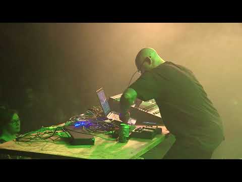 MICK HARRIS joue FRET at Sonic Protest festival 2018