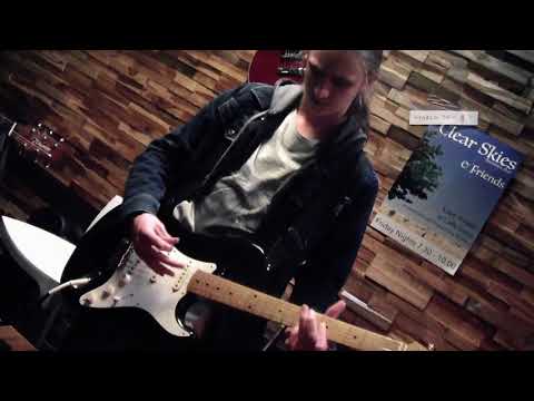 THE ZUTE CLUB PRESENTS - ROBBIE & MARK - LIVE PERFORMANCE VIDEO