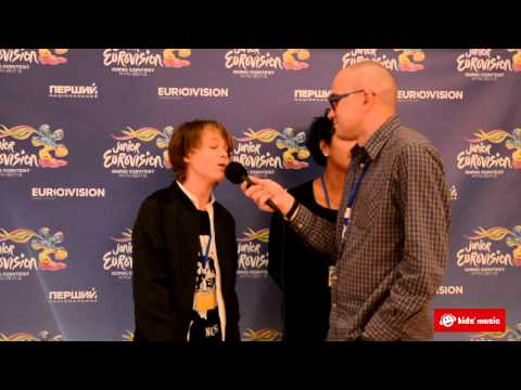 Junior Eurovision 2013 - An interview with Eliias (Sweden)