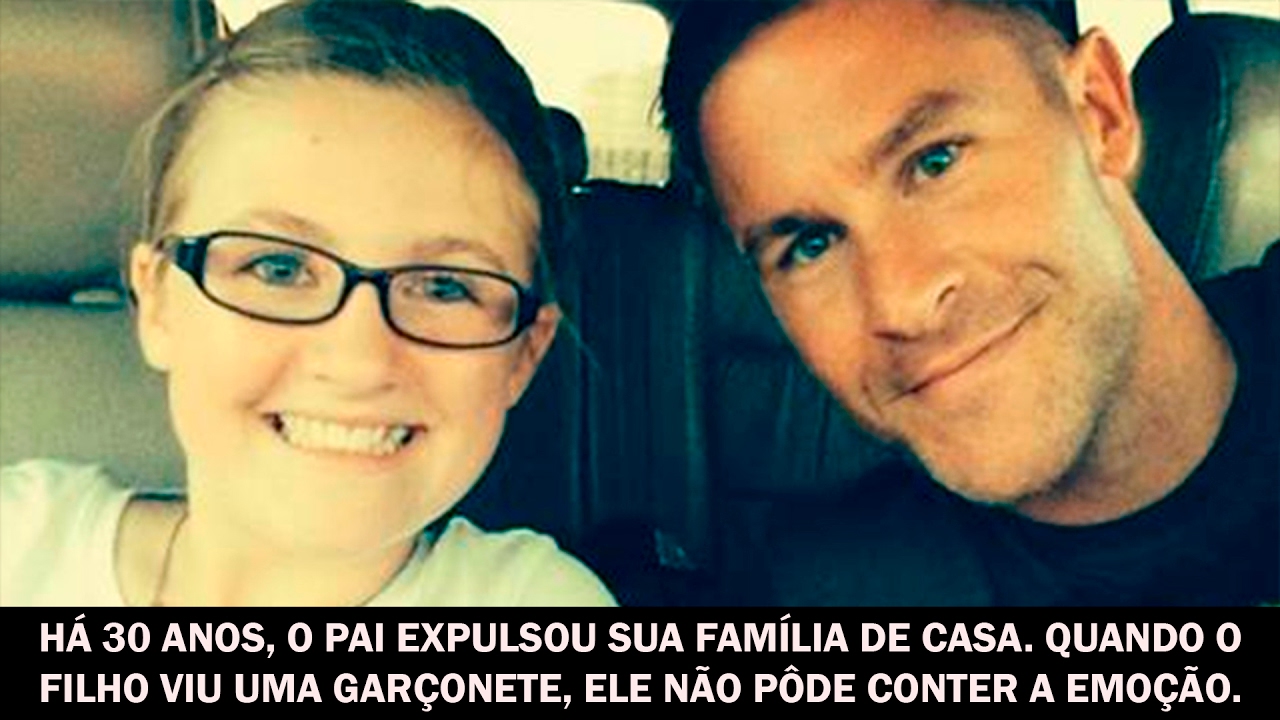 Há 30 anos, o pai expulsou sua família de casa. Quando o filho viu uma garçonete...