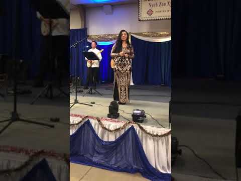 Lynda Vang- Honey Tus Kuv Hlub- Merced Hmong New Year Party 12-17-2017