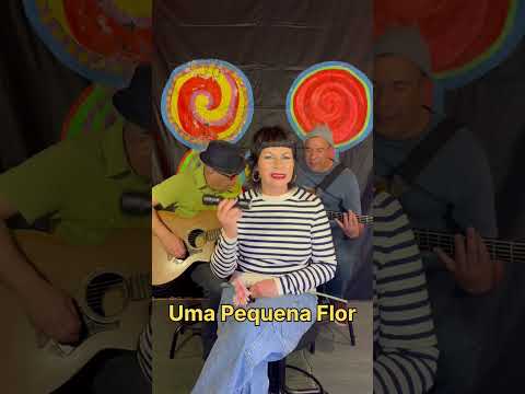 Uma pequena flor - Entre Aspas
