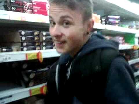 RealReemTv - @Liam Harrison(cakes bit in asda)