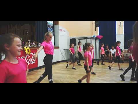 DC Glow - závěrečná taneční SHOW