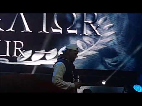 Kollegah SCHLÄGT Fan!!!!