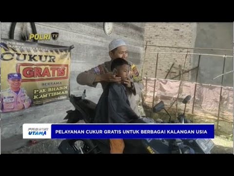 PERSONEL POLSEK MARTAPURA BARAT BERIKAN CUKUR GRATIS KEPADA WARGA