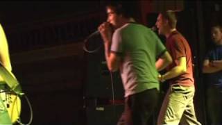 boy sets fire - vehicle