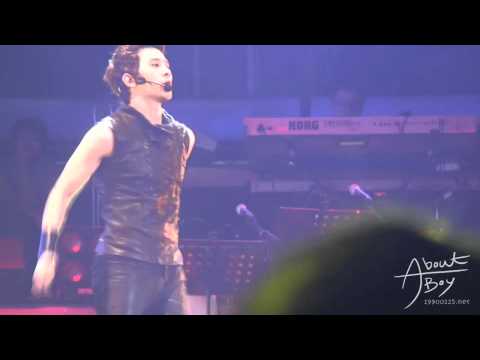FANCAM 101224 JUNHO its_raining