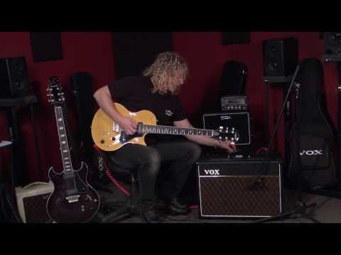 Novamusik.com -  Vox AC15C1 Combo Amp!