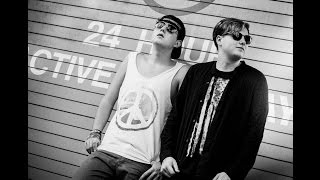 &quot;Street Lights&quot; - The Ries Brothers