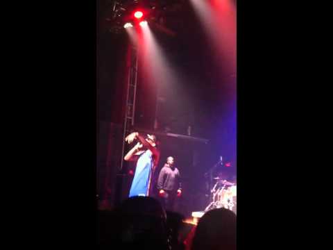 Fabolous x Troy Ave perform Only Life I Know