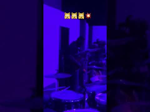 OMG 😱 Who is this drummer? woooww💥💥💥