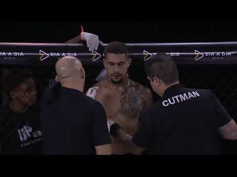 LOOK WHAT HE DID TO THE OPPONENT LEG! - Future MMA 10 - Adriano Martins vs Kaynan Bahia