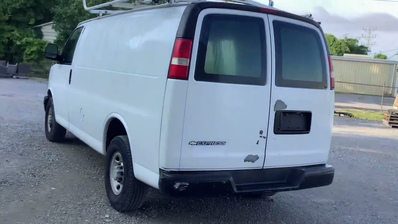 2008 Chevrolet Express 3500 Cargo Van