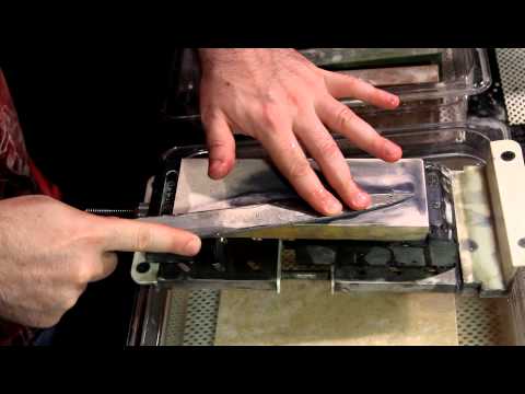 Sharpening Single Bevel Knives (A Demonstration)- Japanese Knife Imports
