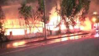 preview picture of video 'LAFD / Furniture Store Fire'