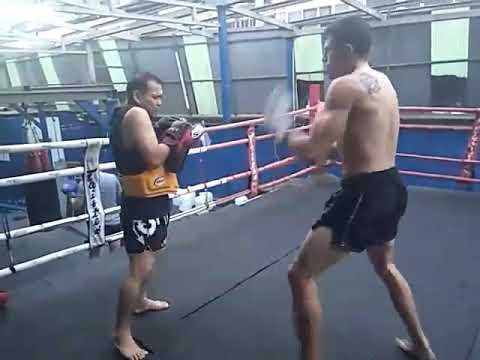 Padwork with Kru Deng