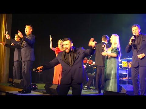 "Hej sokoły" Magic Tenors & Orkiestra Le Figaro