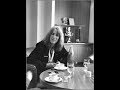 Patti Smith - Lo And Beholden (Acoustic Radio Performance)