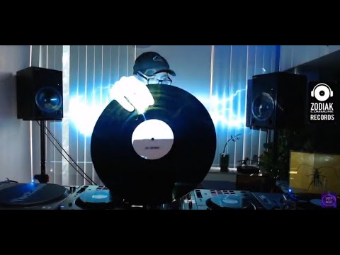 DJ Zodiak set (05 08 21) (Un) released Zodiak Commune Records tracks