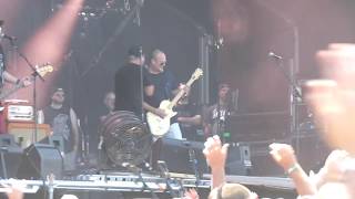 UGLY KID JOE "Devil's Paradise" Live au Hellfest 2017