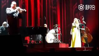 【CelineCN】独家 Celine Dion - If You Can&#39;t Sing It You&#39;ll Have to Swing It (Mr. Paganini) 2015-09-02