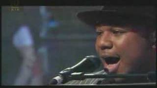 Robert Randolph &amp; The Family Band - Going In The Right Direc