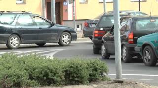 preview picture of video 'Braniewo:Drogowcy remontują, kierowcy klną i stoją w korkach'