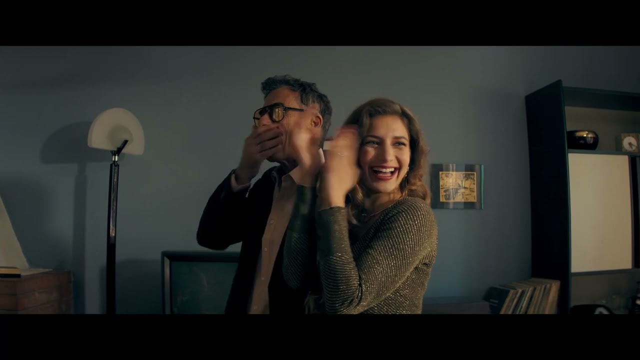 AMMAZZARE STANCA - first clip - English subtitled