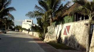 preview picture of video 'Driving Tour of Akumal, Mexico'