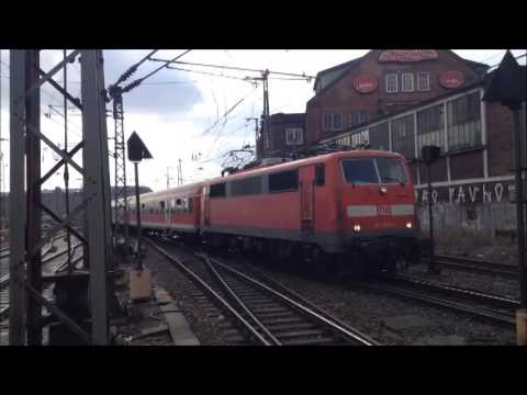 Br. 111 038 mit SDZ und n-Wagen