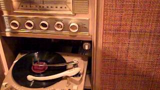 BILLY VAUGHN KEN NORDINE - THE SHIFTING WHISPERING SANDS (PART 1) - 1956 ZENITH COBRA-MATIC