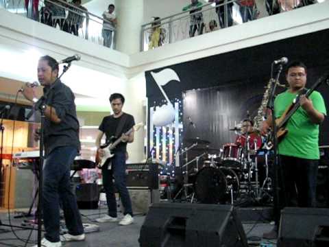 The 42 Tribute Band, Indonesia : Love in a peaceful world