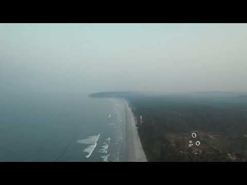kannur drive through beach, short drone clip