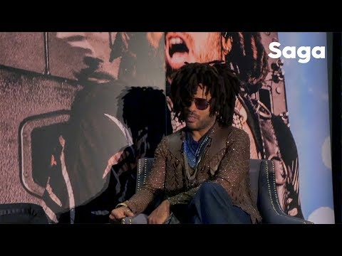 Lenny habla con Adela Micha de su religión...