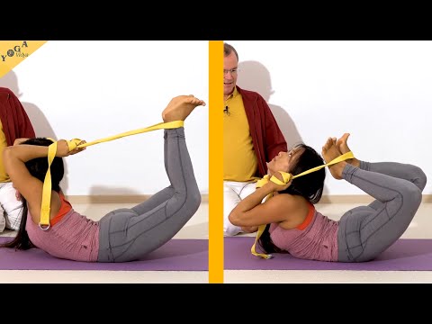 Voller Bogen mit Händen an den Füßen - Purna Dhanurasana - Yoga Asana Lexikon