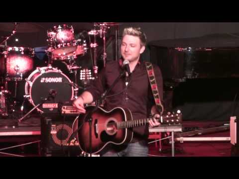 Battle of New Orleans.Pete Donegan. 2013 Celebration of The Shadows