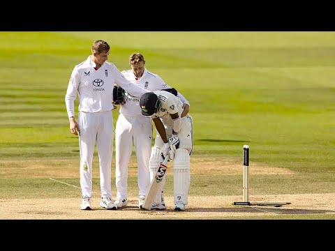 100% Sportsmanship Moments in Cricket