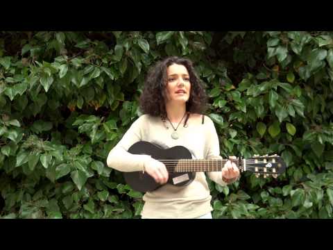 A la sombra de la sierra - La Raíz (cover Ana Iglesias)