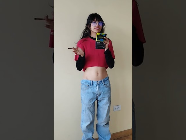 Vídeo relacionado con Disfraz de calculadora para Halloween, fácil cosplay, matemáticas, friki Camiseta sin Mangas
